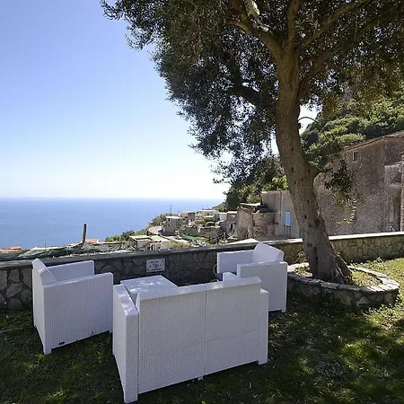 Villa Sleeps 6 Pool Air Con Wifi *